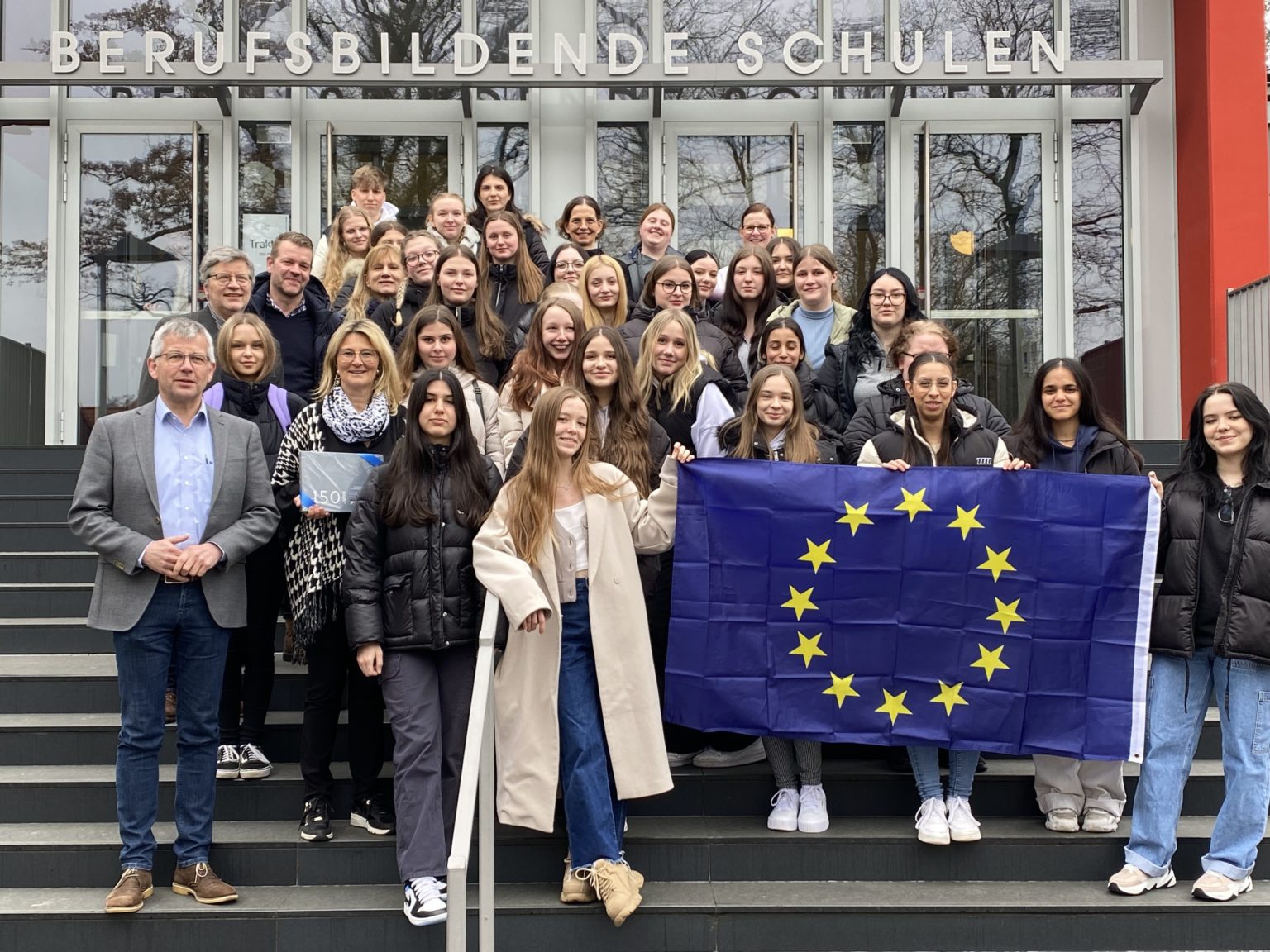 Bild 1_Gruppenbild in den BBSaM